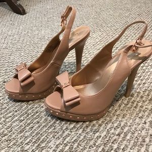 7.5 Lauren Conrad Bow Toe high Heels
